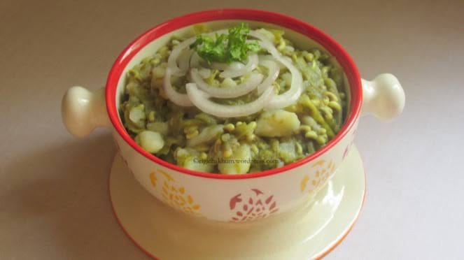 गोंदुक (goduk ) is a traditional tripura food and kept in white bowl त्रिपुरा के 10 पारंपरिक व्यंजन