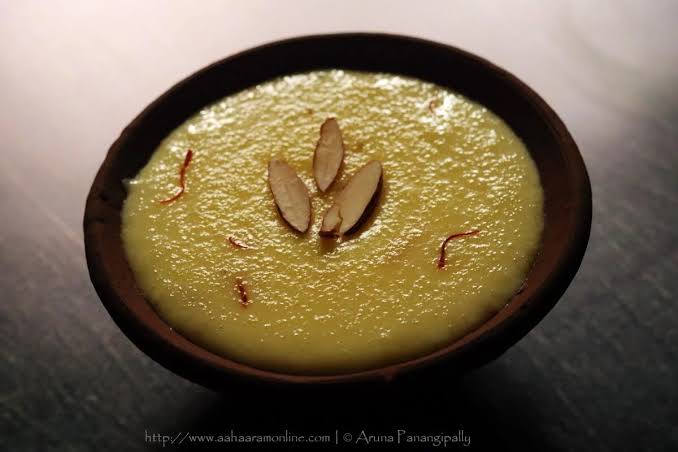 Phirni Food of Kashmir
